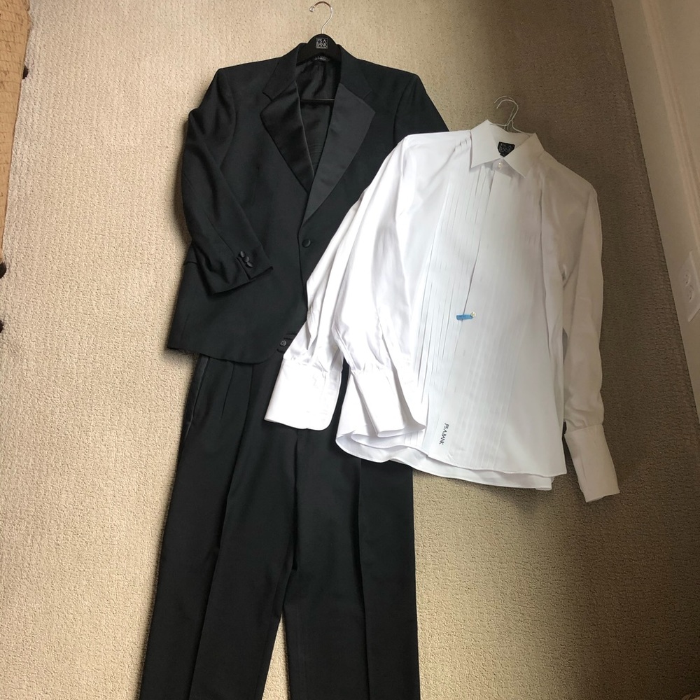 JoS. A. Banks Tuxedo (jacket, pants, 2 shirts)